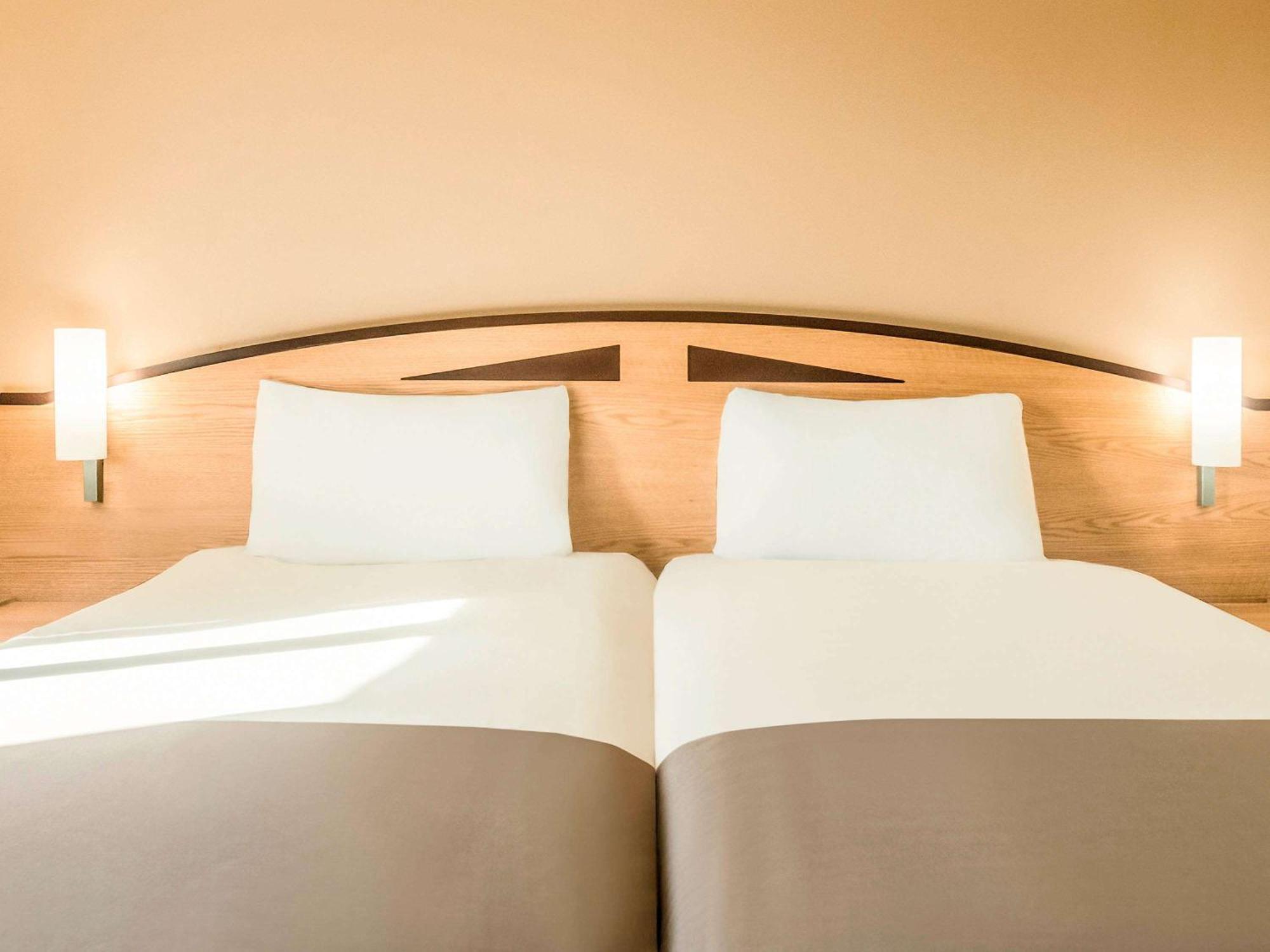 Ibis Rotherham East - Экстерьер фото